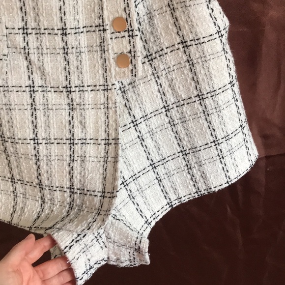 Cream and black with silver threads zip up dressy formal high rise shorts size M - Picture 12 of 15